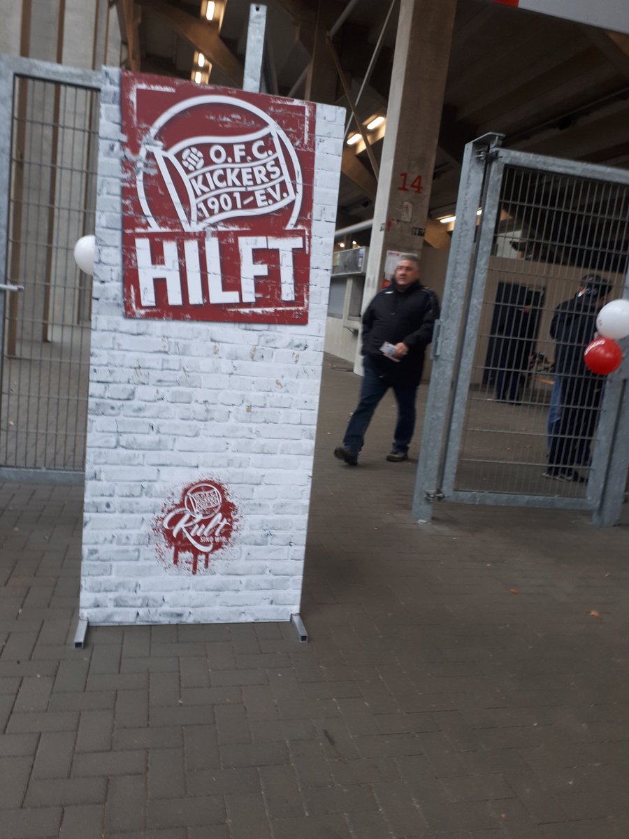DieMeerrettch's tweet photo. Auch wir nehmen teil bei der Typisierungsaktion von @DKMS_de, um dem an Leukämie erkrankten Kai aus Offenbach zu helfen.
#helftKai #DML15 #OFCFCA https://t.co/zc3htjMWwo