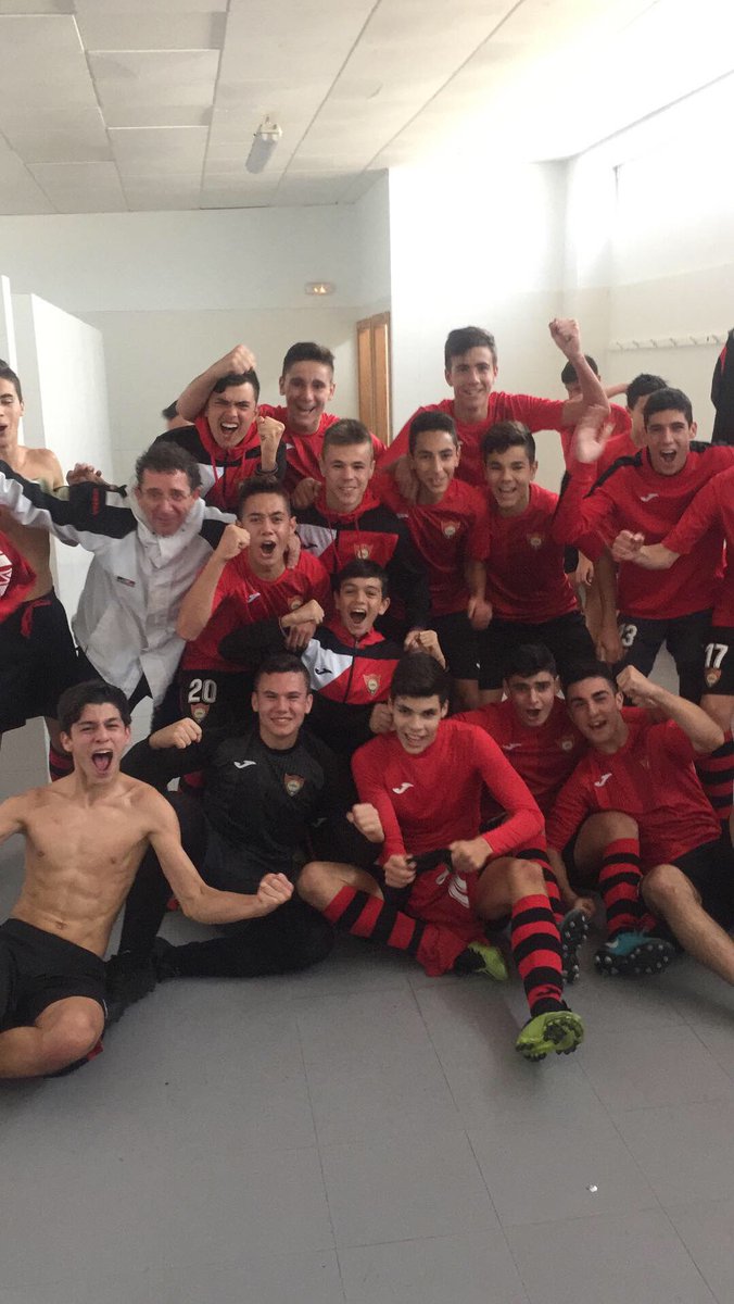CD_Cieza's tweet photo. Gran resultado del cadete frente a Ranero, dándole vuelta al resultado por 2-1 con dos goles de Reda. Enhorabuena chavales. https://t.co/MtUryKgRLV