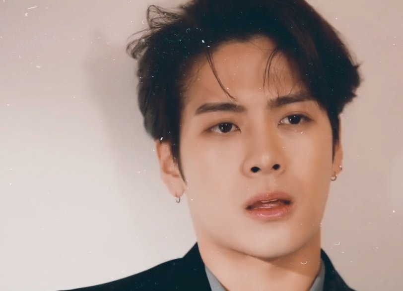 got7still's tweet photo. eyes and lips https://t.co/bhqB4LqoYI
