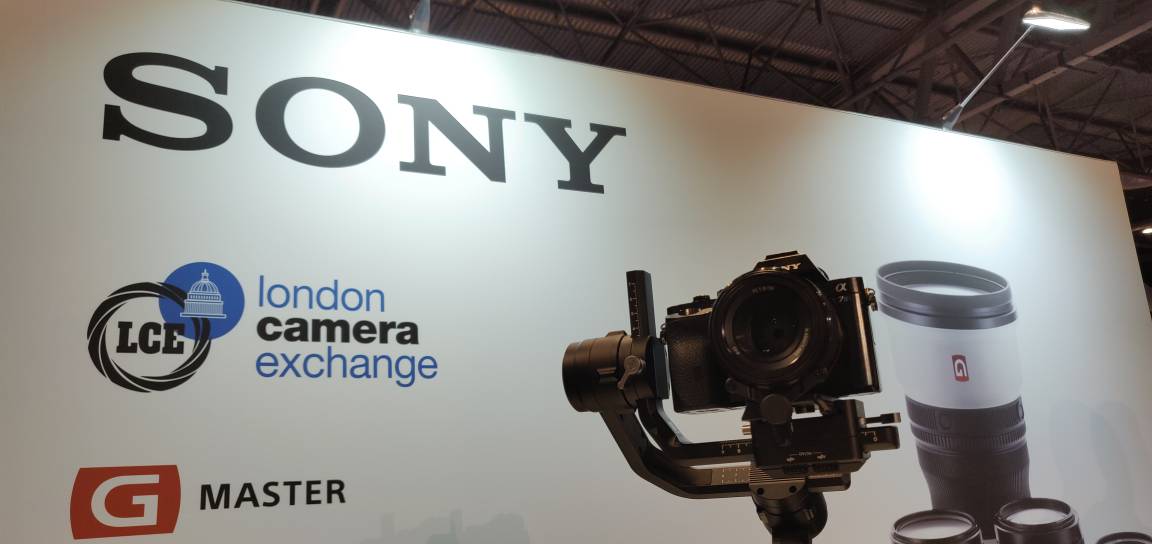 TechShowLive's tweet image. Make sure you head over to the @Sony and @LCEOffers to make the most out of their offers this weekend! 💥

#UKDRONEANDTECHNOLOGYSHOWLIVE2018