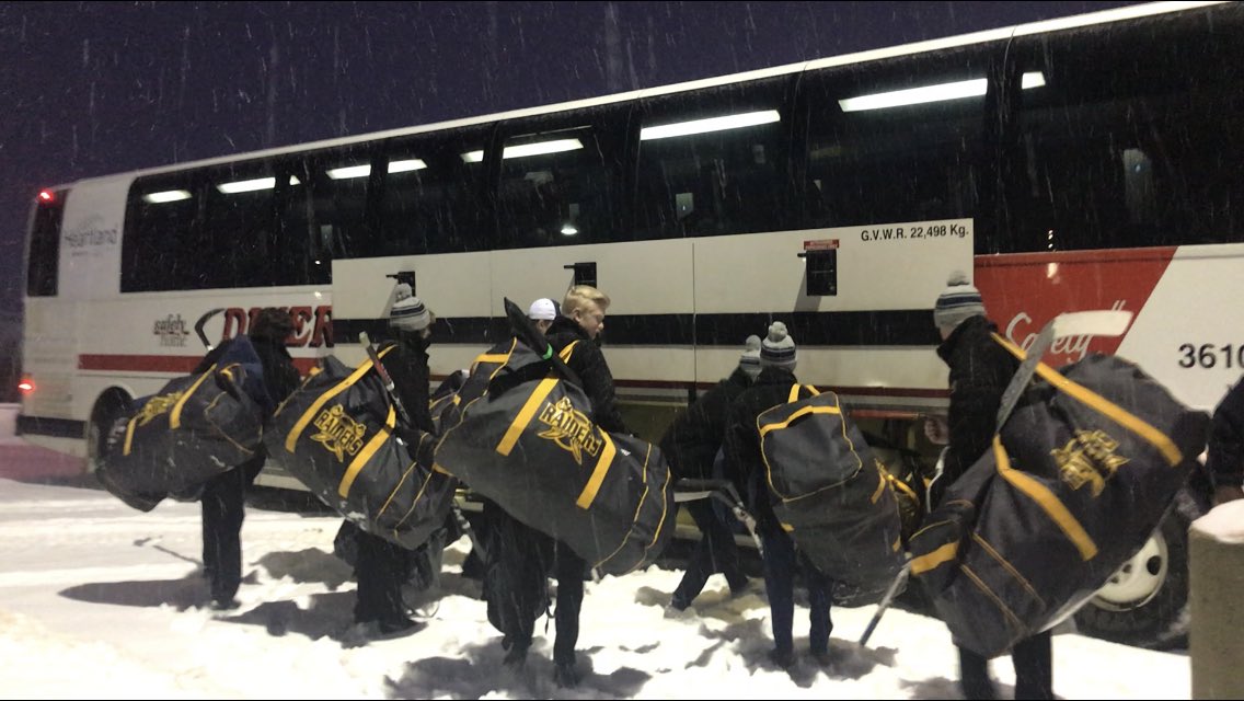 RaidersBears's tweet photo. Early morning #roadtrip to Lloyd for a Rural Conference game! Bears are loaded up &amp; made sure to #buckleupfortheBroncos 💛💚 #safetravels #gobears #raiderpride https://t.co/jrwBMyxoMl