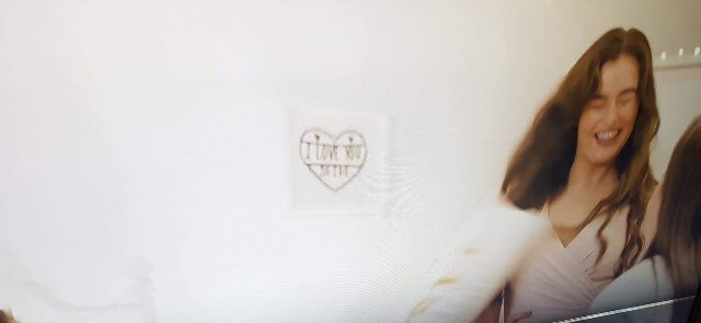 Spotted on #MTV an ad for <a href="/PowerNI/">Power NI</a> one of my paper hearts #madeittomtv #paperartist <a href="/CoffeeYard/">Coffee Yard</a> #iloveyousoido <a href="/Belfasttimes/">Belfast Times</a>