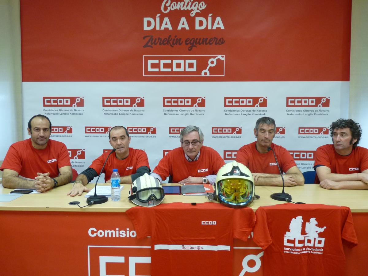 FSCNavarra's tweet photo. #EsElMomento Leyes y decisiones políticas que protejan a las trabajadoras y trabajadores #CCOOExige #CCOOSeMueve
📢 https://t.co/NmjfjQmnvq
📢https://t.co/UTapgPKVj4 https://t.co/mdC0Df98m1