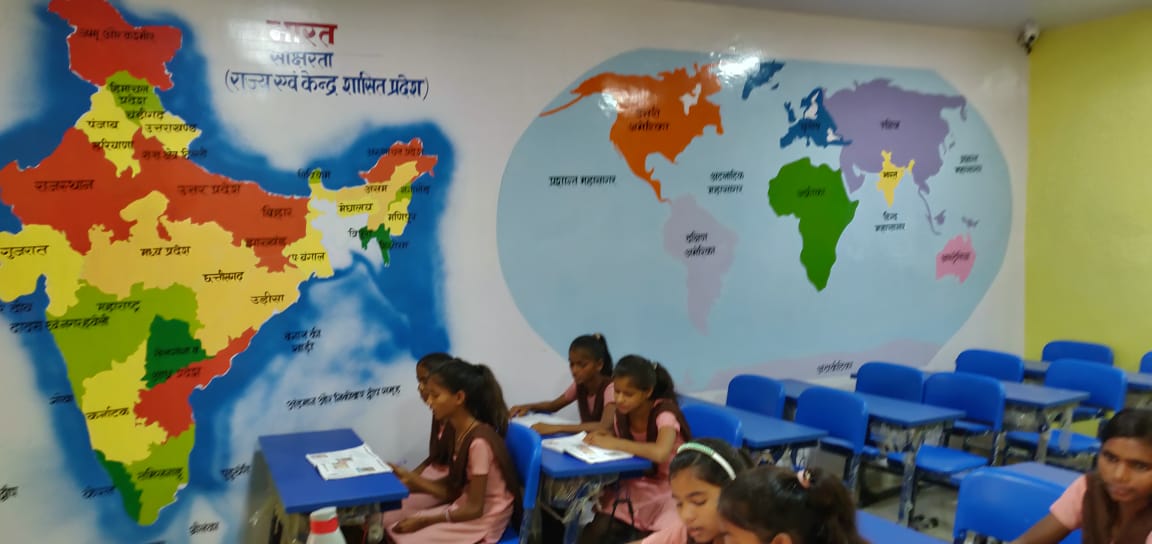 Shivamstalent's tweet photo. P.S. Eleempur, Sirkoni, Jaunpur is totally transformed into a Hi-fi smart model school. Thanks to Sri Gyan Prakash Singh for donating everything needed.
#community_support
@shikshansamvad
@SarvendraEdu
@zeroajay
@i_tweetu https://t.co/Jmpp97MyjE