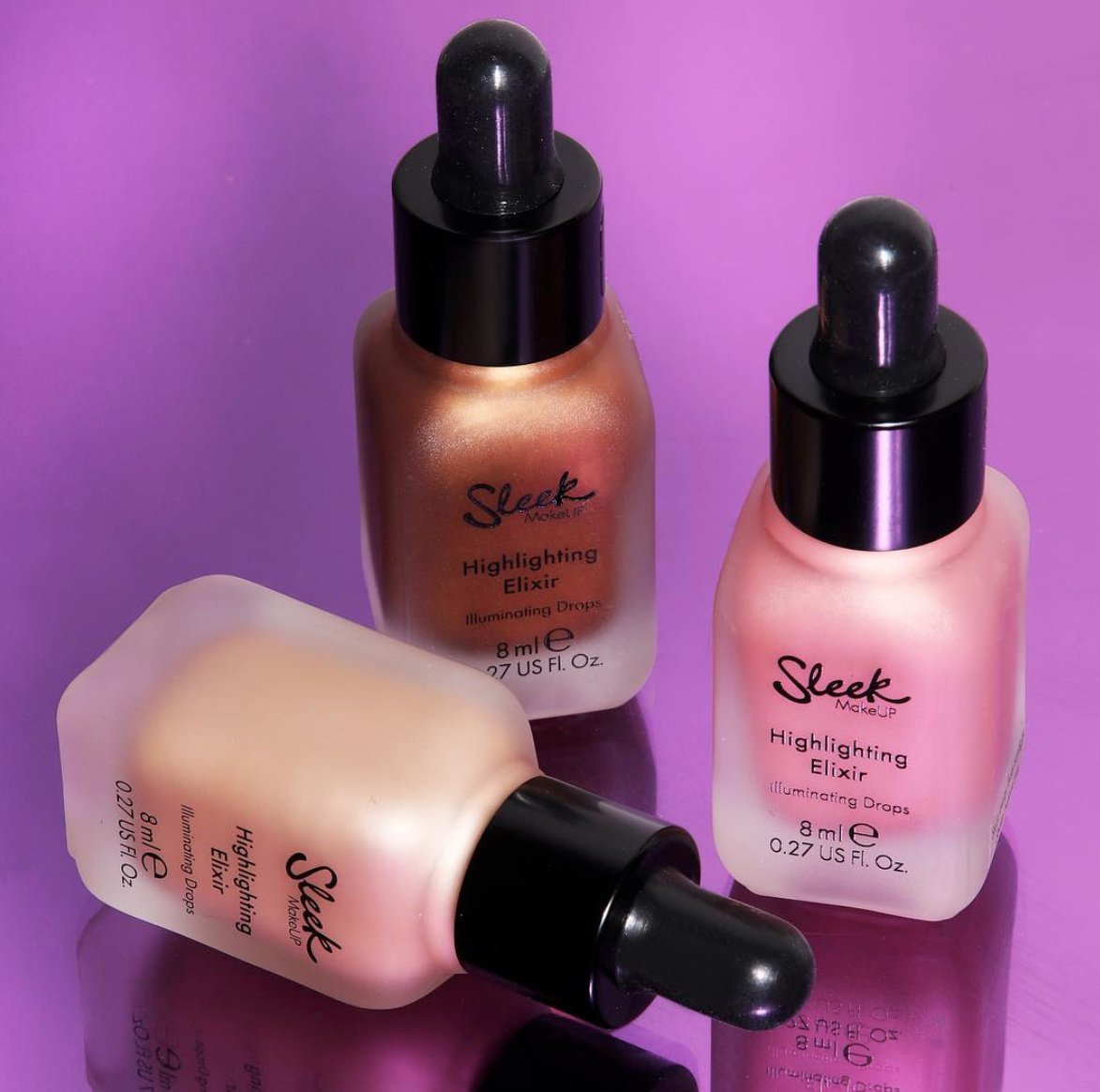 Keep your bottle of Highlighting Elixir Illuminating Drops on hand this month to keep the Christmas glow alive!  Apply them over your foundation as a highlight, or mixed in with your foundation for a soft, natural glow!

#sleekmakeup #myfacemyrules