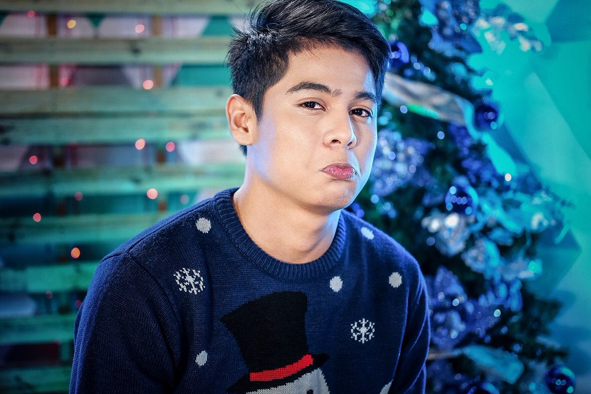BoybandPH's tweet photo. Christmas!!!

Portraits 2/2 https://t.co/AK3nI3tbH4