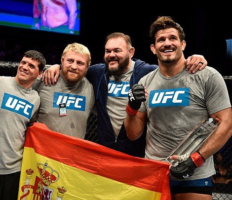 Tanto me esforce en quitarle la razon al universo, que no le quedo mas remedio que entregarme mi sueño. (Juan espino)
.
.
.
.
@autosroso #españa <a href="/ufc/">UFC</a>espanol @ufceurope @ufc @jetcanarias @fedesplucha #elguapoiscoming #respect #respeto
@terrazacasablanca #tuf28 #att
@jetcanarias