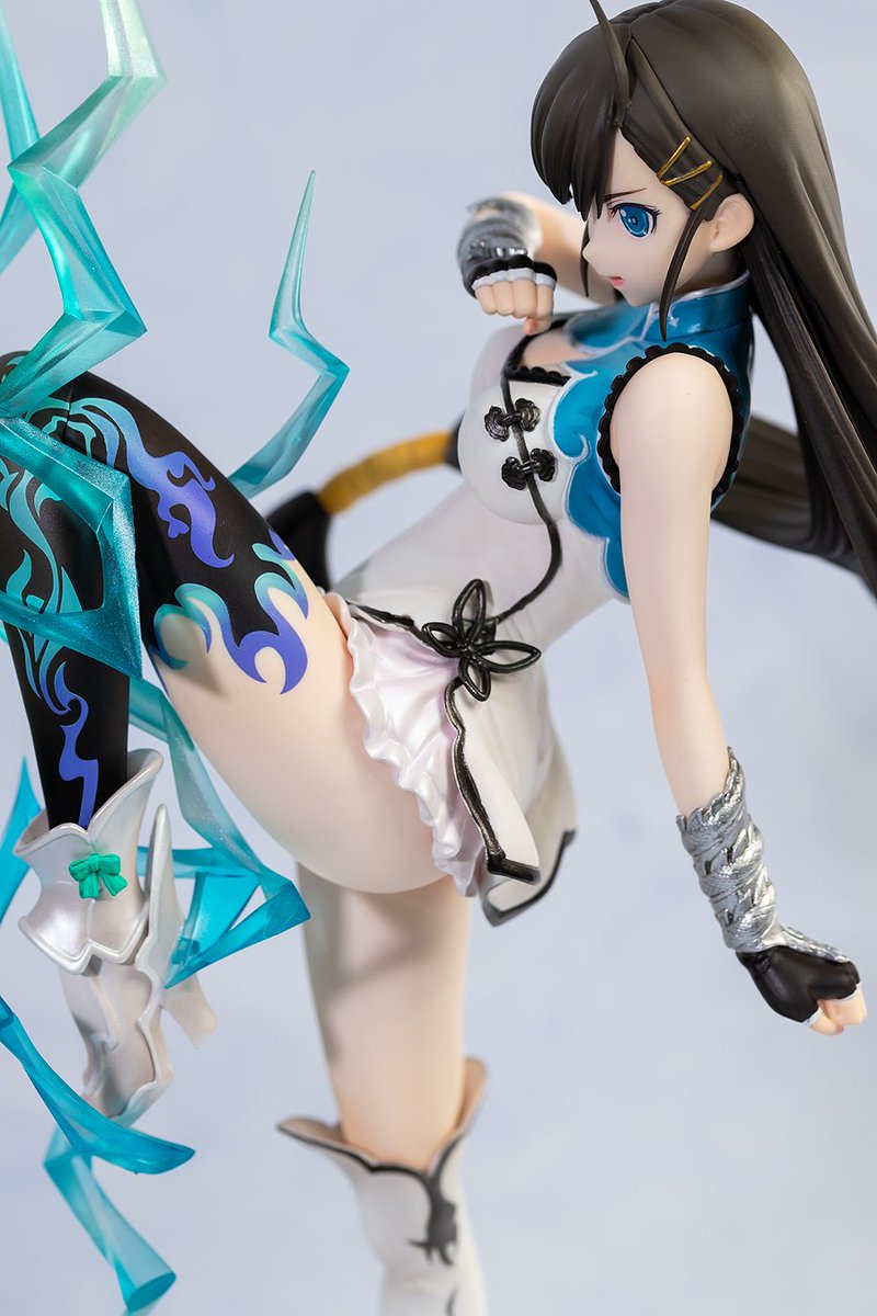 アクアマリン「ブレードアークス from シャイニングEX 白き雷龍