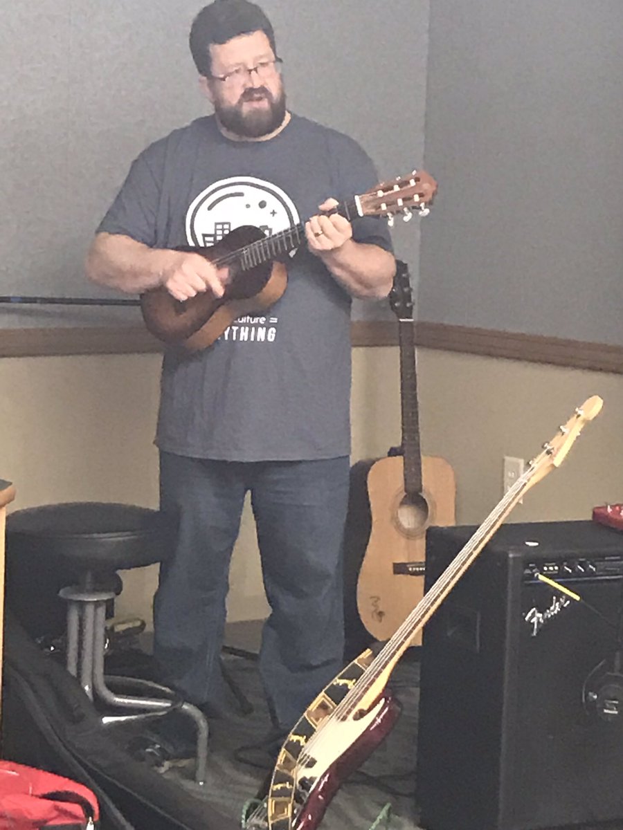 Keith’s trying out a new instrument these days... think we’ll keep it #ukekeith