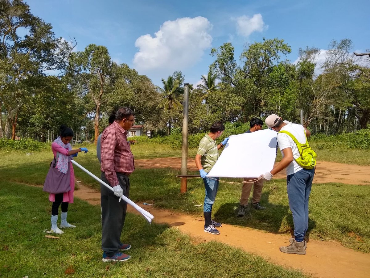 MonkeyFever_'s tweet image. Successful day training in tick sampling techniques- ready to start collecting ticks across habitats looking for #MonkeyFever #Ticks #OneHealth