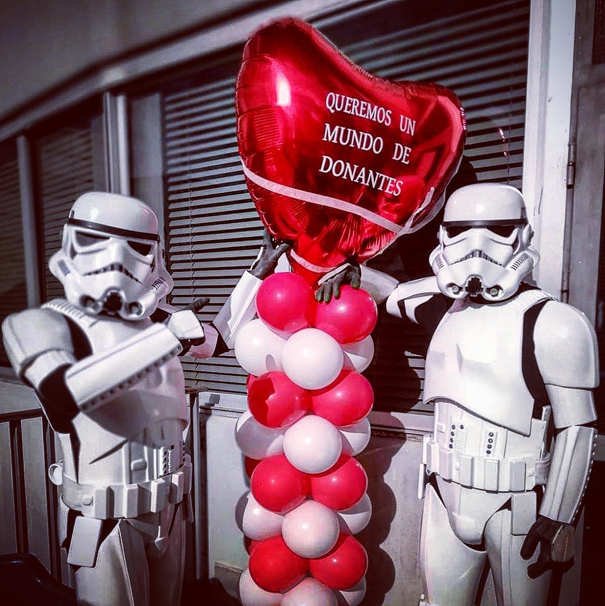 Sé donante, dona vida! ❤
#501stLegion #SpanishGarrison #BadGuysDoingGood #StarWars 
#DonaSangreDonaVida #Salva3Vidas