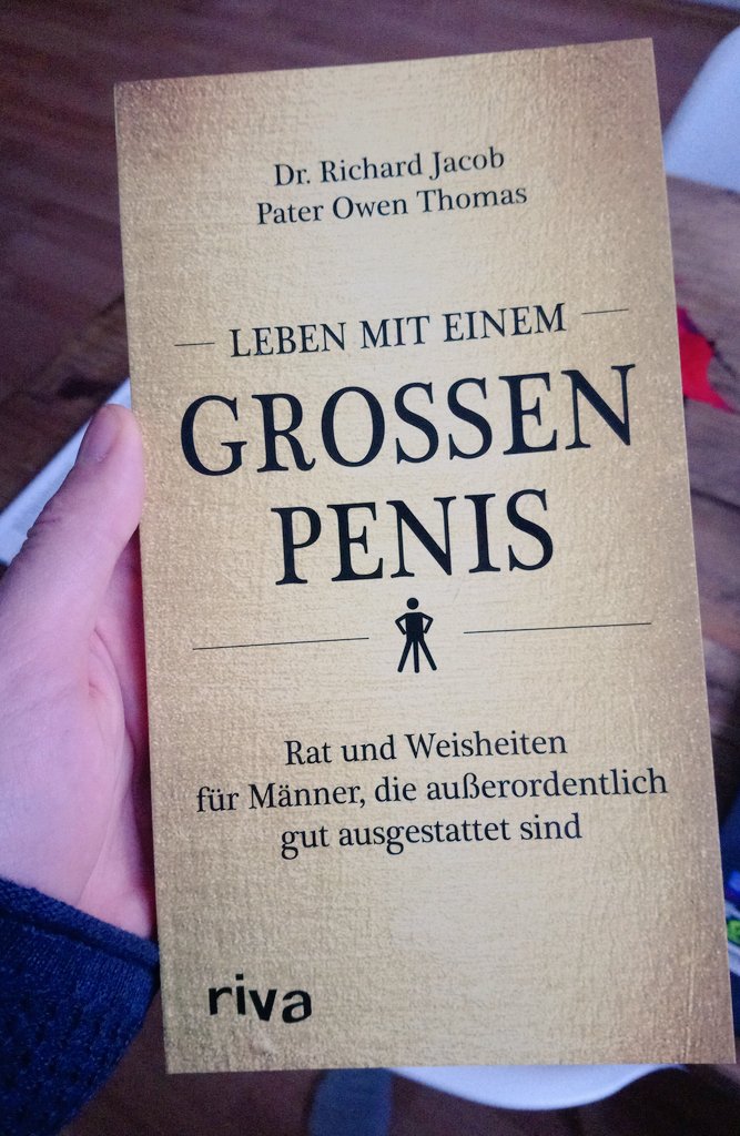 Es ist mit einem großen Schwanz gut