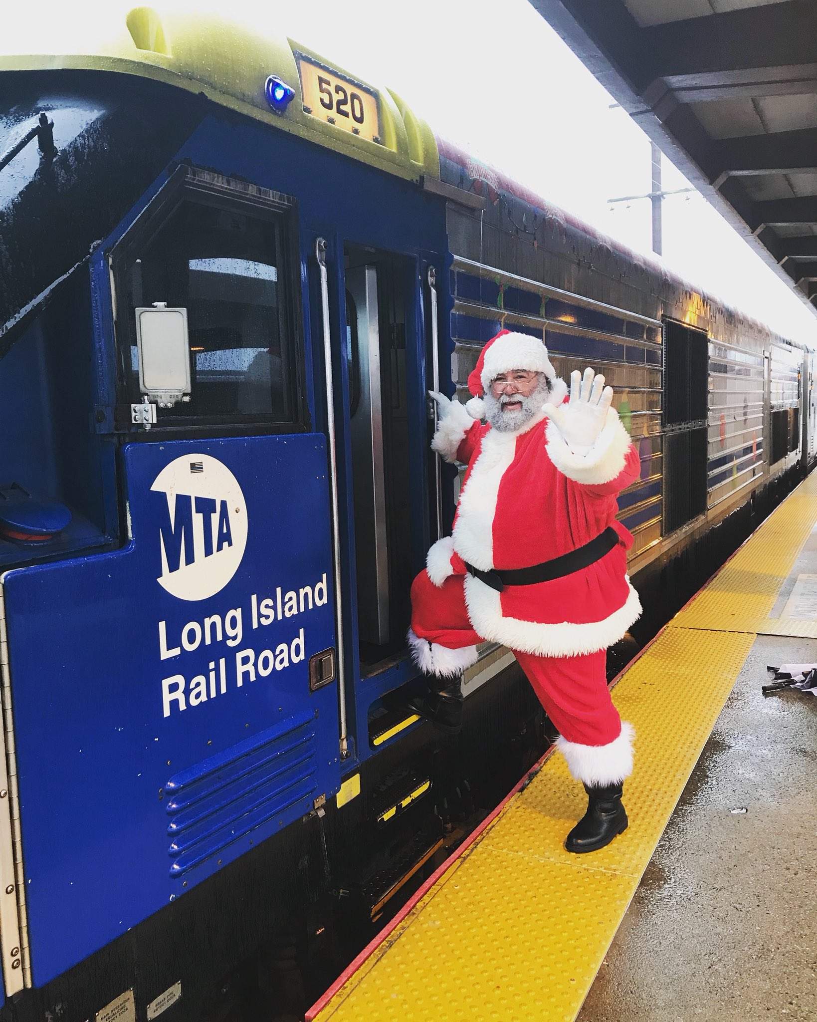 LIRR on Twitter "The LIRR Holiday Express has arrived at Babylon