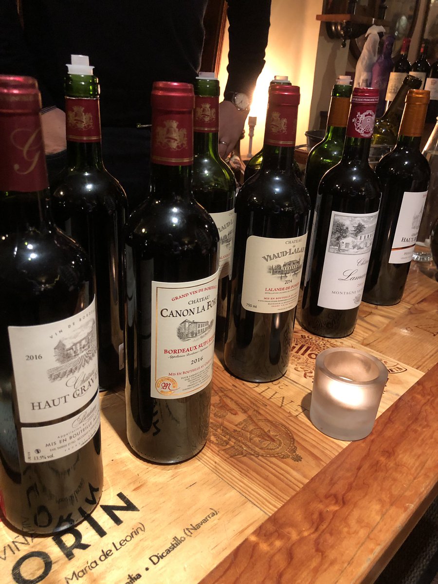 Our claret table!!!! With <a href="/IBrosnan/">ian brosnan</a> wines from 13€ to lots!!! @ms_sanaia <a href="/chadgugliotta/">Chad Gugliotta</a> <a href="/RobsonErik/">Erik Robson</a>