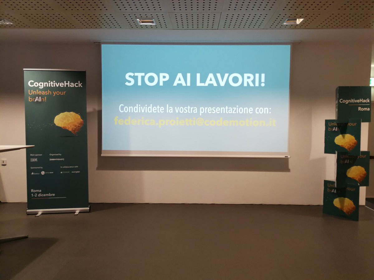 CodemotionIT's tweet image. È arrivato lo #stopalcodice! #CognitiveHack @IBMItalia