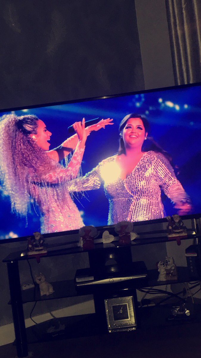 MicheleRafferty's tweet photo. @leonalewis on xfactor. Incredible. Can she win twice? #xfactor2018 #xfactorfinals https://t.co/QMsFT6pZPm