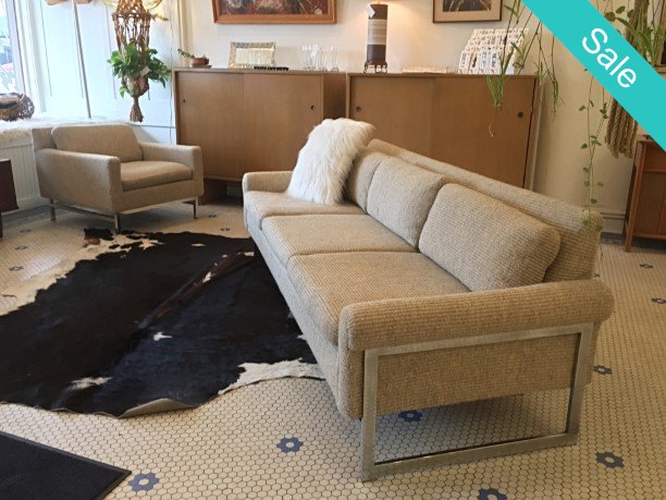 VtgLifeRedhead's tweet photo. #Vintage #MidCenturyModern #ChromeBaseSofa &amp; Chair Set In The Manner Of #MiloBaughman -Cli... https://t.co/hqqtDHQU21 https://t.co/8IcJ4PHVg8