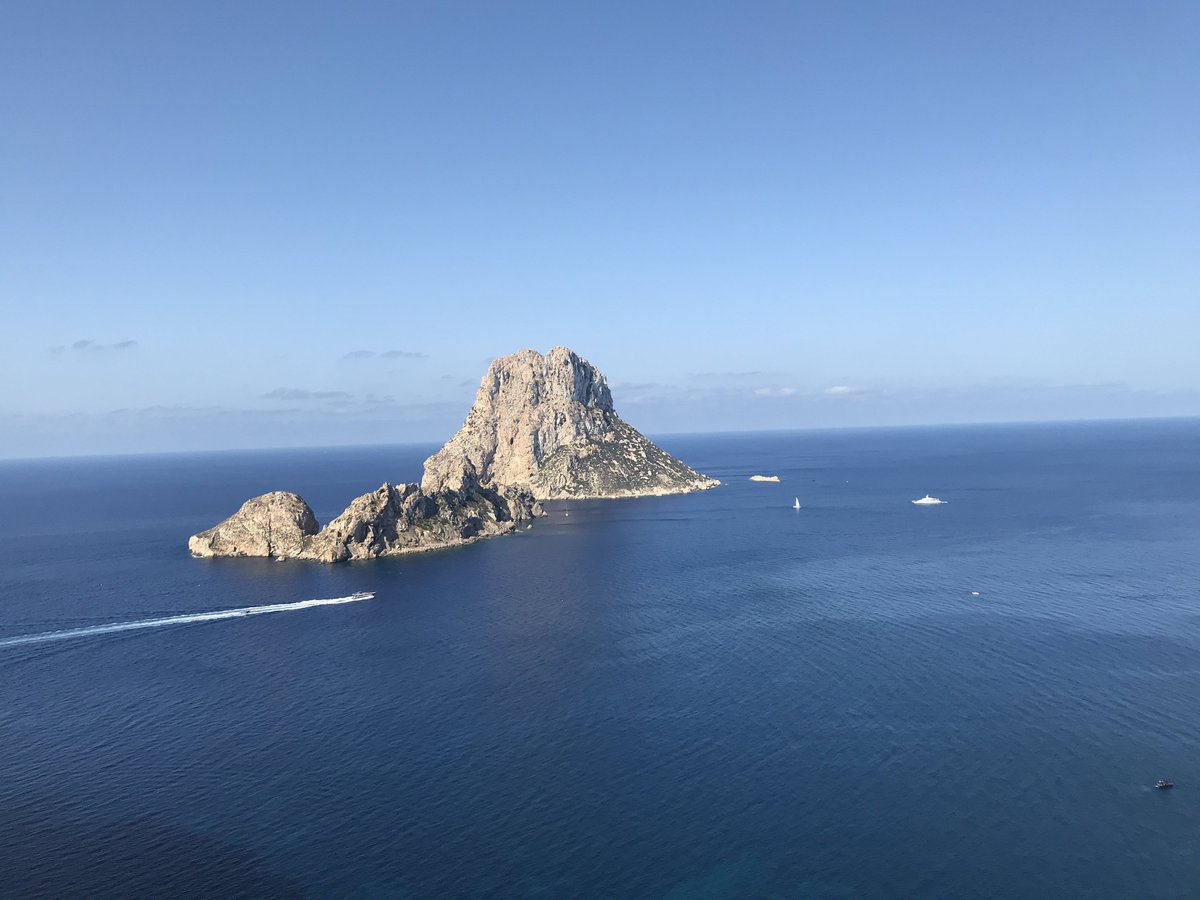 jonsatrinxafilm's tweet photo. From footage🎞Outlying island
#jonsatrixa #documentary #ibiza #eivissa #DJ #music
#ishootfilm #film #filmmaker #filmphotography #filmmaking #independentfilm #sea #ocean #nature #Island https://t.co/IukdMU9Tre