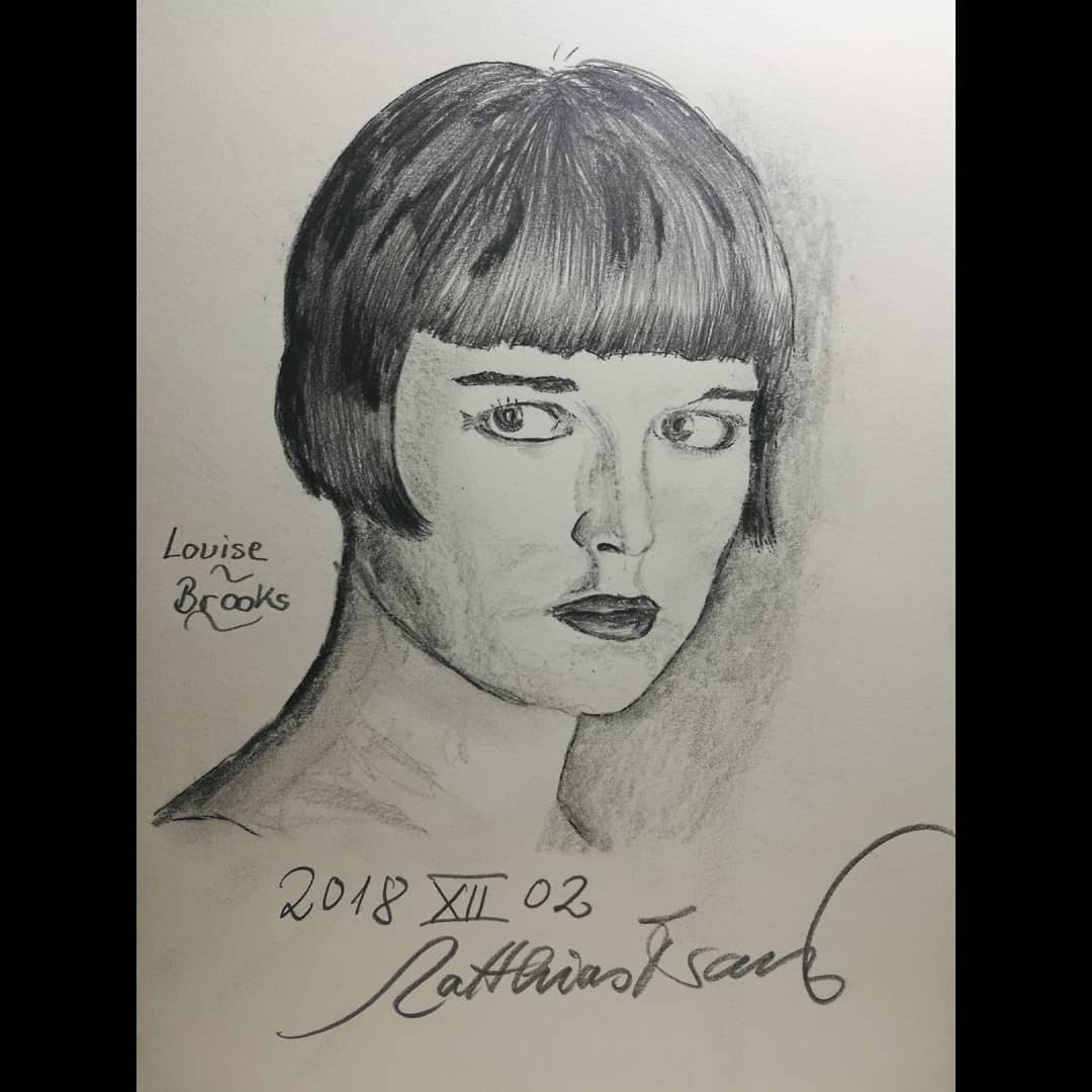 znarFsaihttaM's tweet photo. Louise Brooks

#graphitefeature  #softpencil  #graphite  #graphitesketch  #sketchblog  #sketchbook  #louisebrooks  #louisebrooksbob https://t.co/13Hv6RhP1F