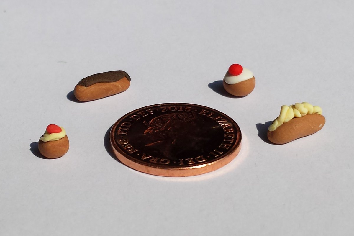 Cake time! Get a pack of our #handmade #miniature #cream #cakes for your #dollshouse or #fairygarden - bidding ends tomorrow! rover.ebay.com/rover/1/711-53…