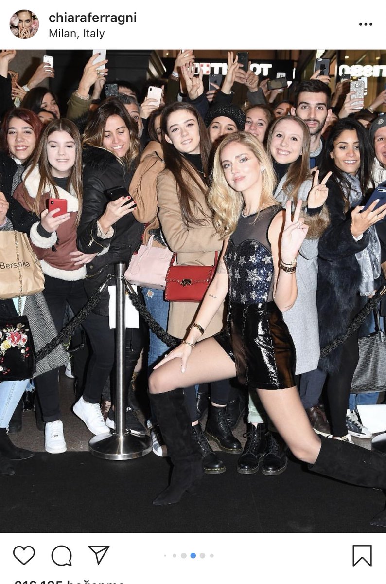 Şey bu 1.50 kişilerle foto çekilirken ben