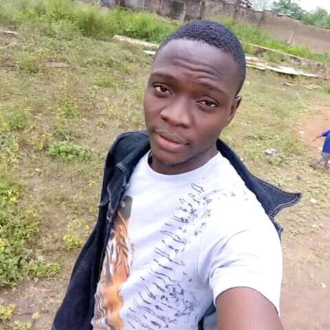 teesagacious's tweet photo. #NewProfilePic https://t.co/9uBtNQ0YlK