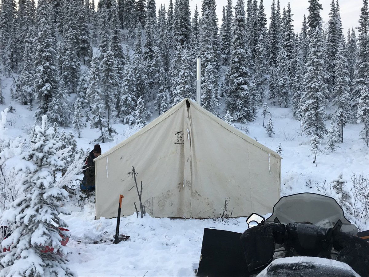 akkingon's tweet photo. Meanwhile the the Arctic, winter camping has begun. #WinterIsHere https://t.co/gdSVCey4fe