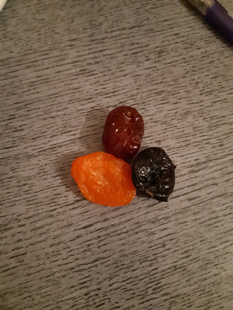 Энэ 3г оройд идээд байвал нуруунд их сайн шүү!!!