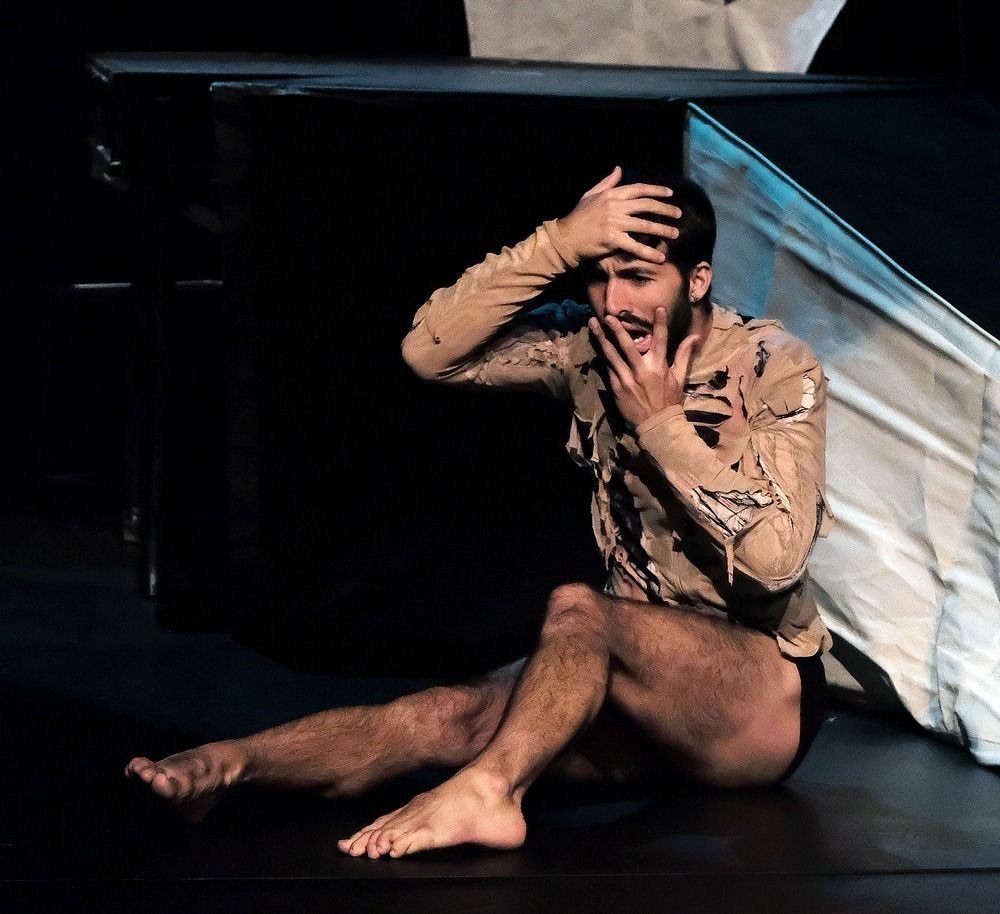 BritTheatreGuid's tweet photo. Theatre review: Frankenstein at Seligman Studio, @chaptertweets, Cardiff - https://t.co/lGmSnSV7bn https://t.co/cenRPSbyhm