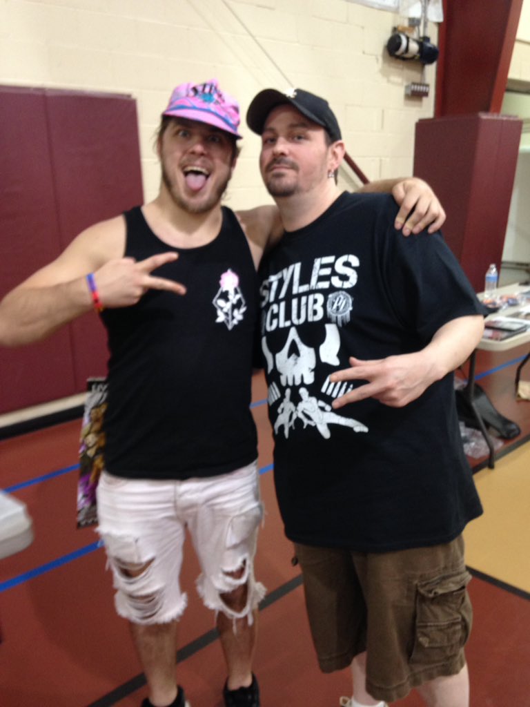 jeff_bartko's tweet photo. @TheProductDS @IWCwrestling This was one of the best nights of #prowrestling I've ever experienced. @OfficialEGO Vs. @JANELABABY was outrageous &amp; @TheProductDS Vs. @TheJonGresham was an instant classic. #EgoEqualsMoney #BadBoy #Octopus #YourFavoriteWrestlersFavoriteWrestler #KingOfTaunts #TourOfTheIslands https://t.co/qWQ1KSP2UF