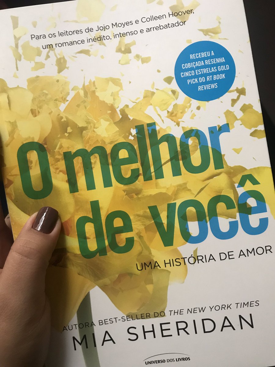 euaieska's tweet photo. O que estou lendo no momento #DêLivrosDePresente #omelhordevoce #mostofallyou https://t.co/SdRVtxmqlF