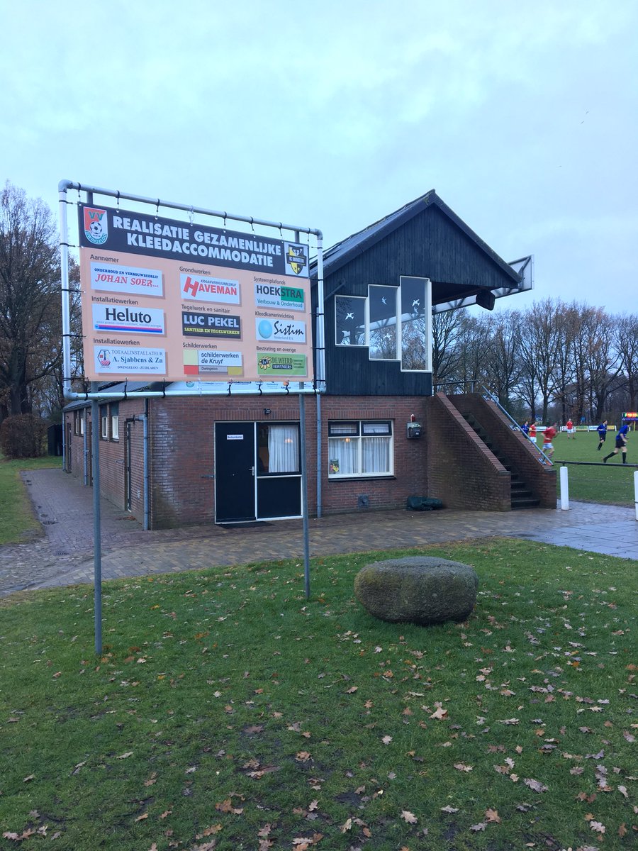 Vandaag samen met wethouder Henk Doeven <a href="/Doeven107/">Henk Doeven</a> het  officiële bouwbord onthuld! Binnenkort echt (en eindelijk) van start met de bouw! 💪🏻🛠