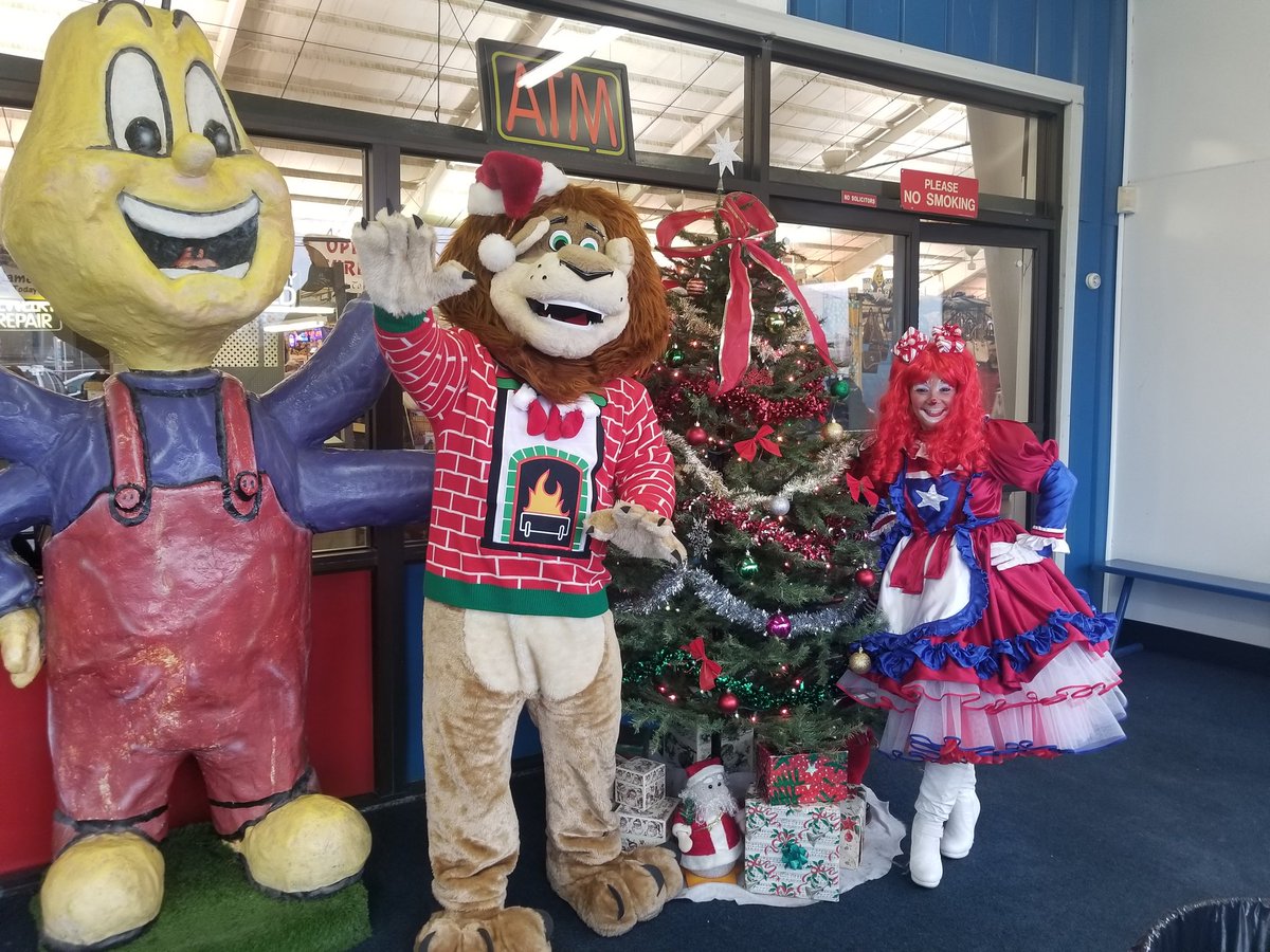 Are Dogs Allowed At Raynham Flea Market