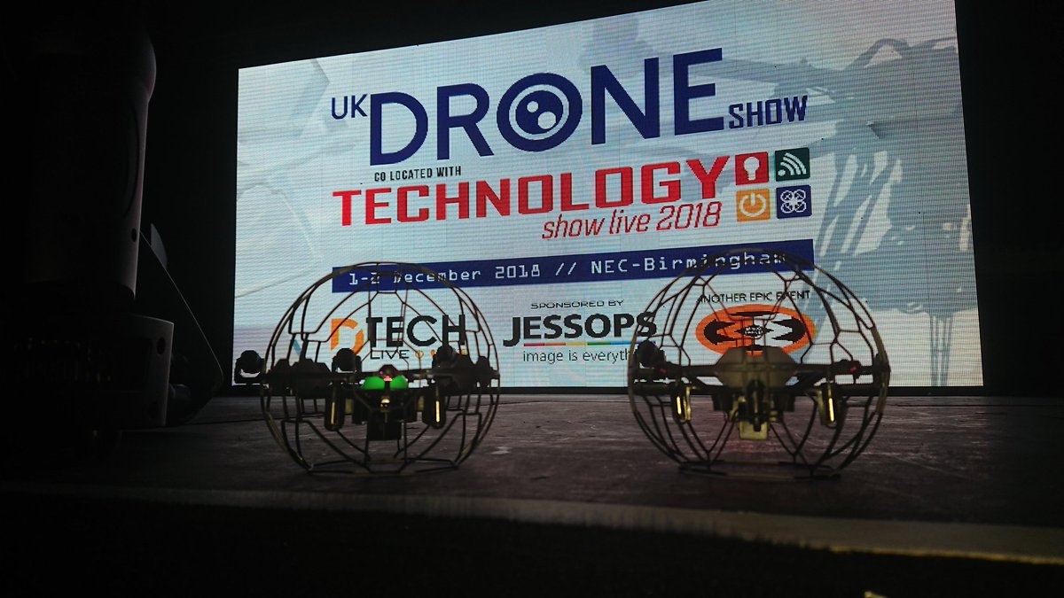 toyologist's tweet image. Thanks @TechShowLive we #supernova @AIRHOGS  loved it