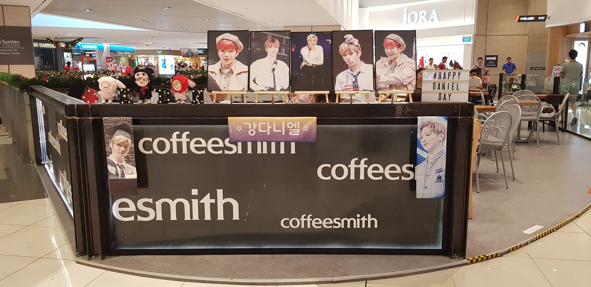 B2UTY_BEASTT's tweet photo. Anyways the deco there are really cute especially the dolls! Thanks for organising the cafe event!:)
@danielcafe1210 #1210DANIELDAY https://t.co/cgqREQGbIy