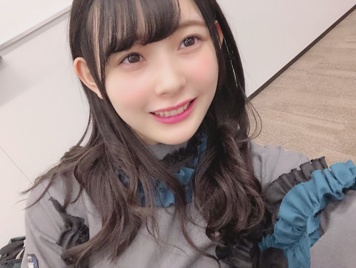 日向坂46 柿崎芽実 サイン入り生写真