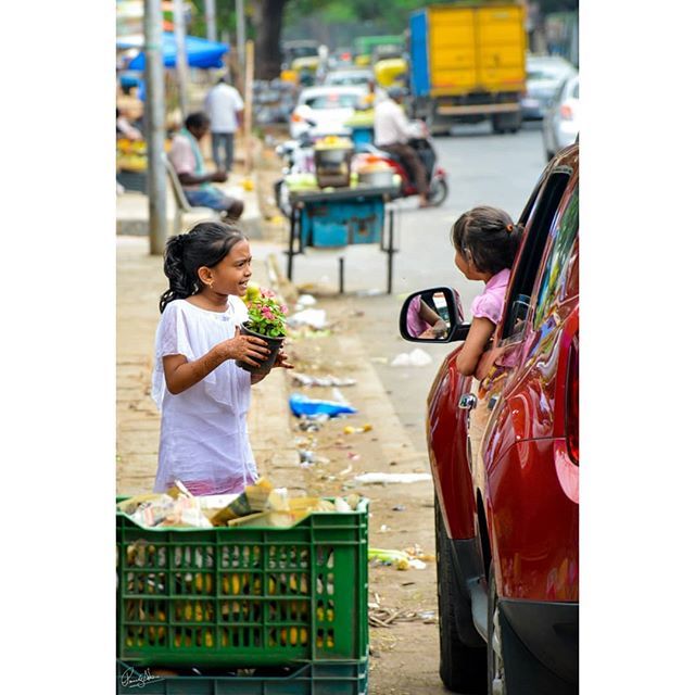 Streets of Bangalore.
.
.
.
#street #streetphotography #streetshot #streetsofbangalore #indianstreets #_coi #ig #igers #nikon ift.tt/2DVEoQY