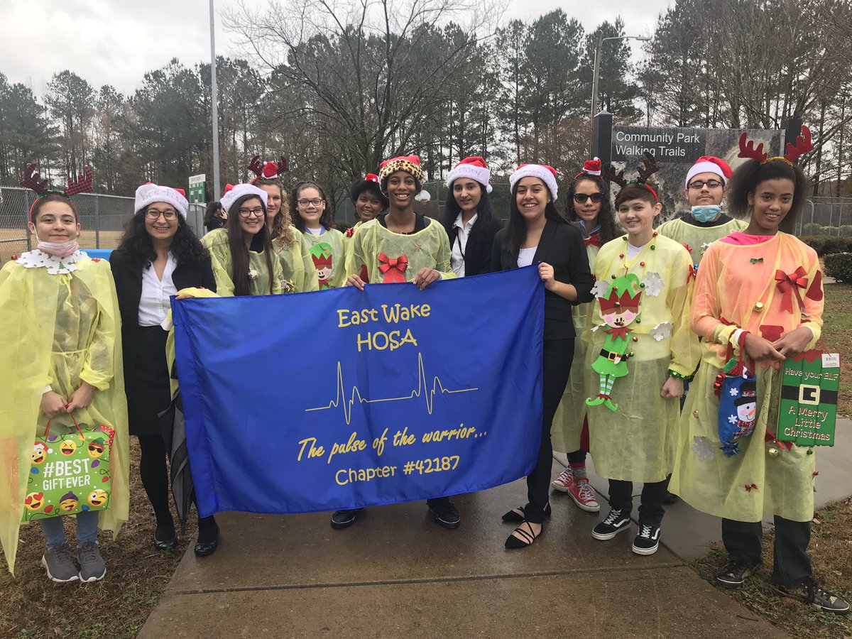 EastWakeHOSA's tweet photo. Come out and support HOSA in the Zebulon Christmas parade ! https://t.co/UNHIit91nv
