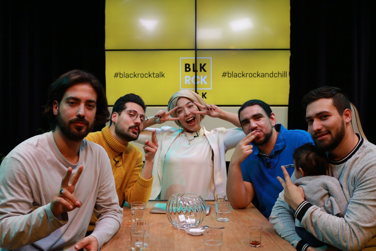 ozkeskinkilic's tweet image. #4Blocks, der muslimische Mann und andere Neuköllner Märchen coming soon on #blackrocktalk mit beste Moderatorin wo gibt Esra Karakaya. &amp;lt;3  youtube.com/channel/UCyczv…