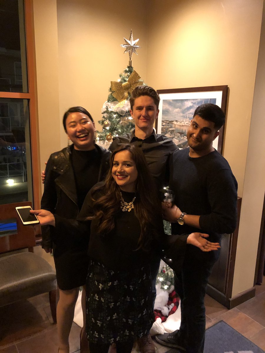 Christmas dinner with our 9287 family and partners! Thank you for making the evening so special and memorable. #About 1stDec# Boathouse#🎄🎄🎄<a href="/harmancheema_TD/">Harman cheema</a> <a href="/GillGill3/">sonia gill</a> @MarianneXiaTD @GurjivChahil_TD