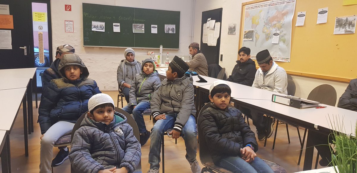 mkasoest's tweet photo. Ijlas e Aam Atfal Mka Soest 2nd Dec 2018
#khuddam #khuddamDE #Ahmadiyya #AhmadiyyaDE #mkasoest #soest #islah #Ahmadiyyajugend https://t.co/QJnGTaAXaI