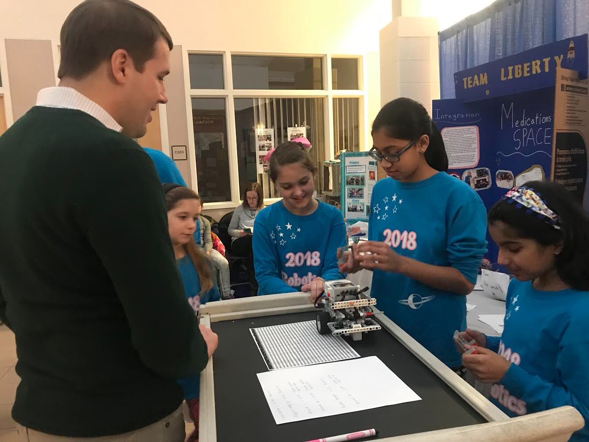 Chris Pappas tweet media