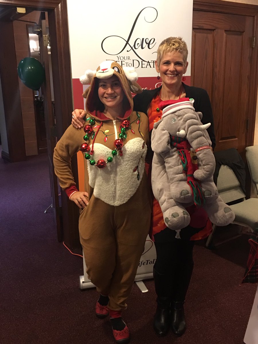 _lyltd_'s tweet photo. Fun with reindeers at #jerrett christmas day! https://t.co/Zzy1Xz8VzW
