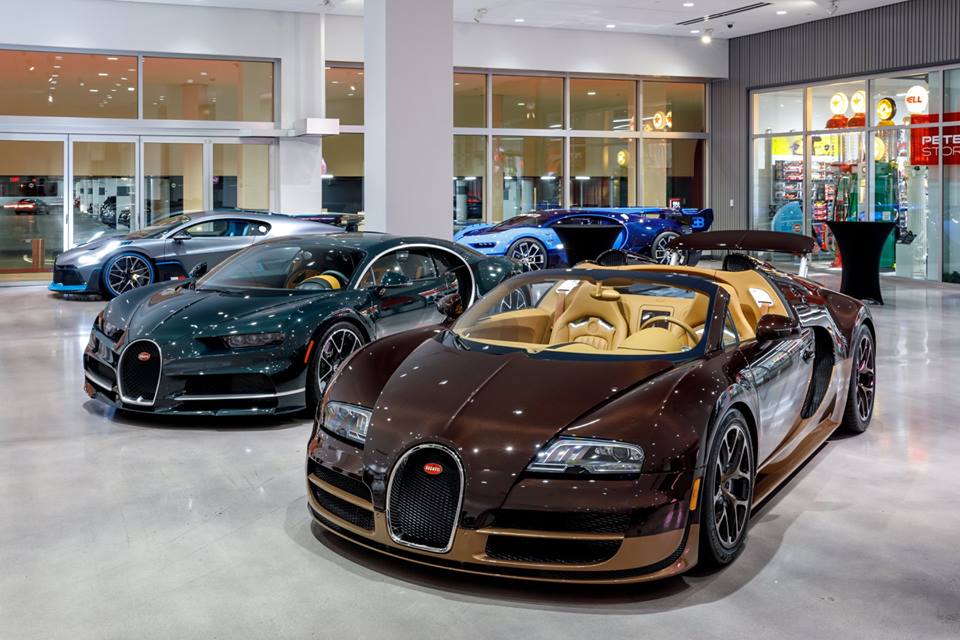 luxe_cars_com's tweet photo. At LA’s Petersen Museum the modern Bugattis. 
Like https://t.co/nCHj9AGT5h for more posts.
#supercars #fastcars #sportcars #luxurycar #exoticcars #luxurycars #dreamcars #суперкары #luxecars #luxe_cars #hypercar #hyperbeast #megacar #instacar #Chiron #BugattiVisionGT #Bugatti https://t.co/thXQEUXHHH