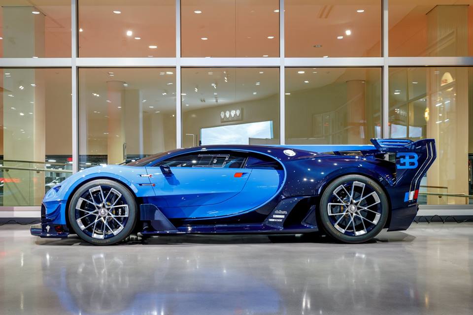 luxe_cars_com's tweet photo. At LA’s Petersen Museum the modern Bugattis. 
Like https://t.co/nCHj9AGT5h for more posts.
#supercars #fastcars #sportcars #luxurycar #exoticcars #luxurycars #dreamcars #суперкары #luxecars #luxe_cars #hypercar #hyperbeast #megacar #instacar #Chiron #BugattiVisionGT #Bugatti https://t.co/thXQEUXHHH