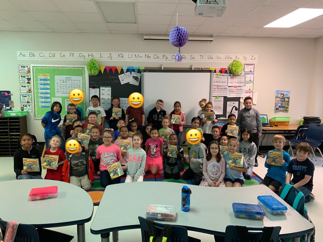 Averitt3rd's tweet photo. Almost didn’t make it, but we got our November books Friday! 😅 We love our first grade friends! @Padgett1st #wesbelievers #westhirdgrade #scholastic https://t.co/7dK46xK6xZ