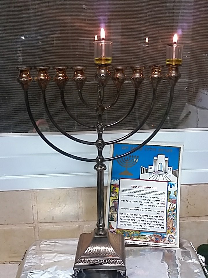 OrenKdoshim's tweet photo. Happy Hanukkah https://t.co/5t2k4IDuiK