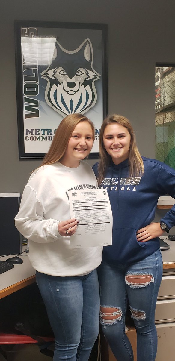 mcckc_softball's tweet photo. We welcomed McKenzie Dukes of Odessa HS to MCC this morning! πβΎ #mccwolves https://t.co/KJvGAfhBxk