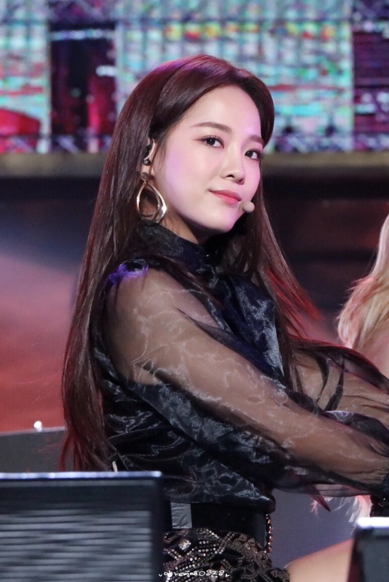 ohrewind0828's tweet photo. 181202 구구단콘서트 PLAY 

내 사랑; 김세정 진짜 감사합니다 정말 ❤️

#김세정 #세정 #Sejeong 
#구구단 #Gugudan https://t.co/qAqVGtxAPv