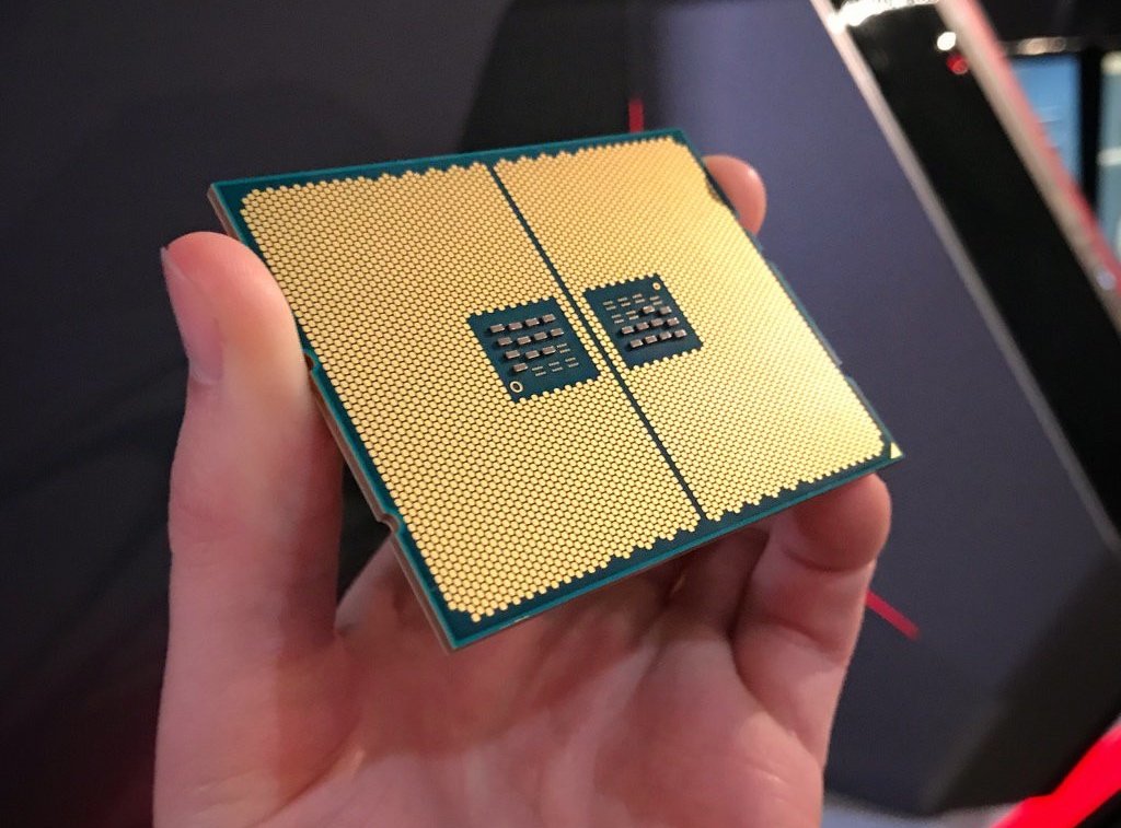 Ravairay's tweet photo. Ryzen Threadripper 2 
#AMD https://t.co/lGAhqAirO9